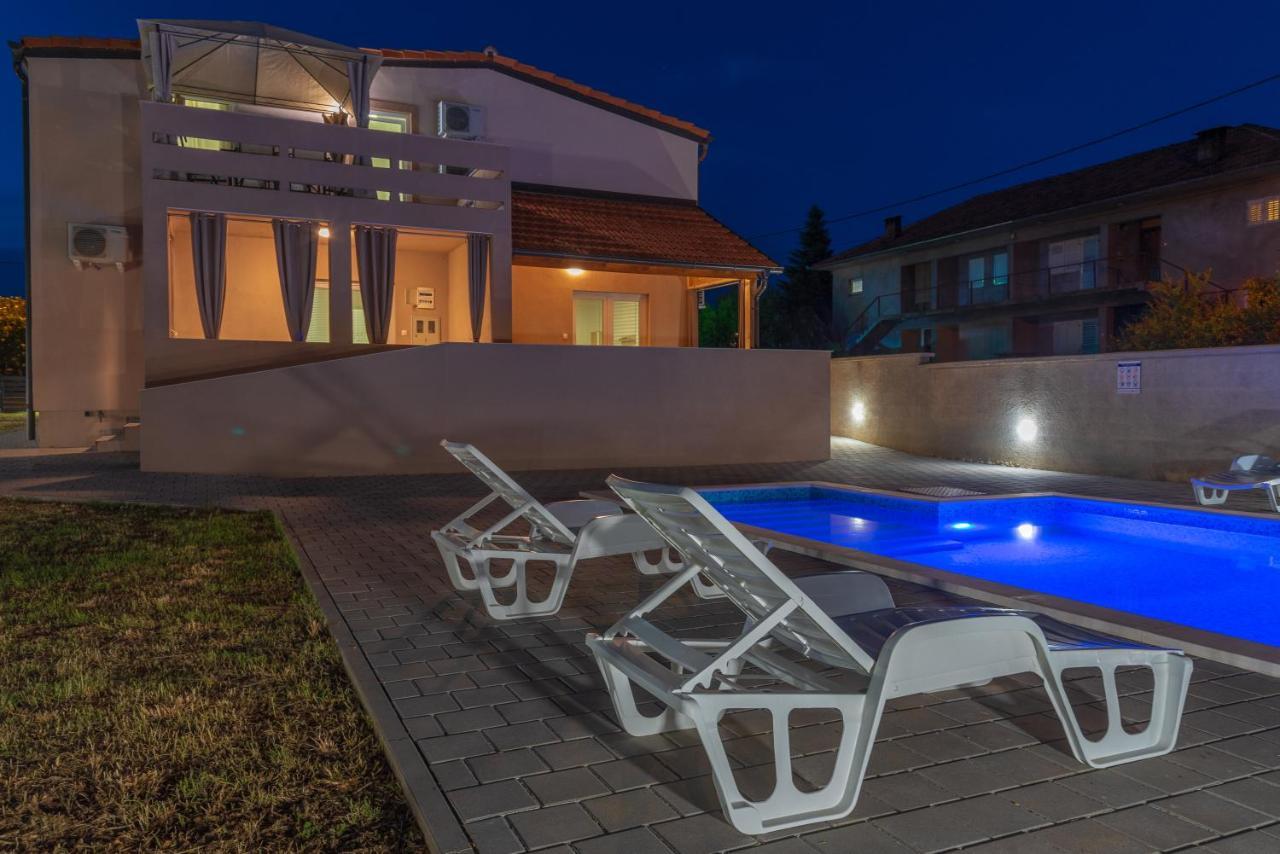 Apartmani Krzak Nin Exterior photo