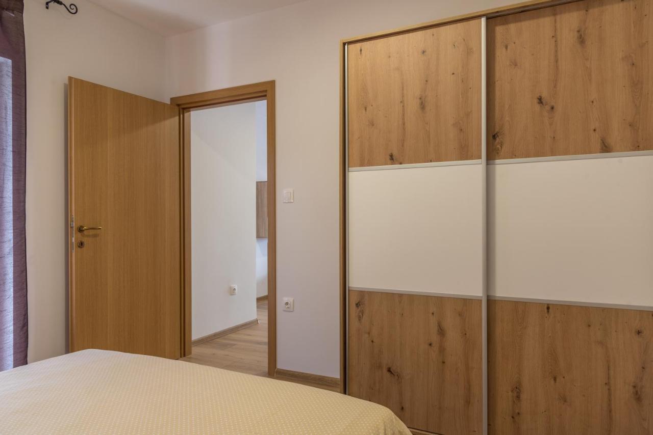 Apartmani Krzak Nin Exterior photo