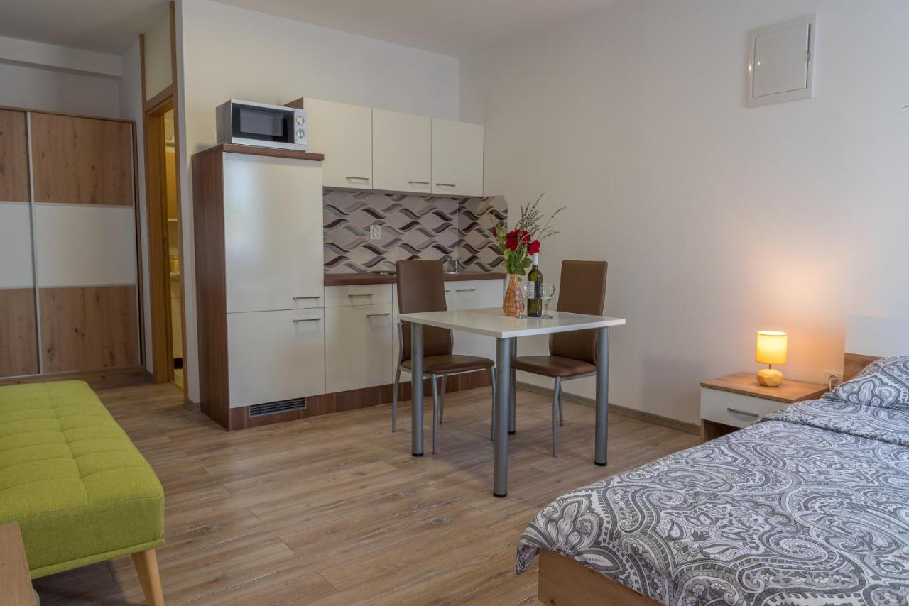 Apartmani Krzak Nin Exterior photo
